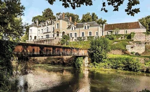 Château à Centre Ville, Blois, France 1