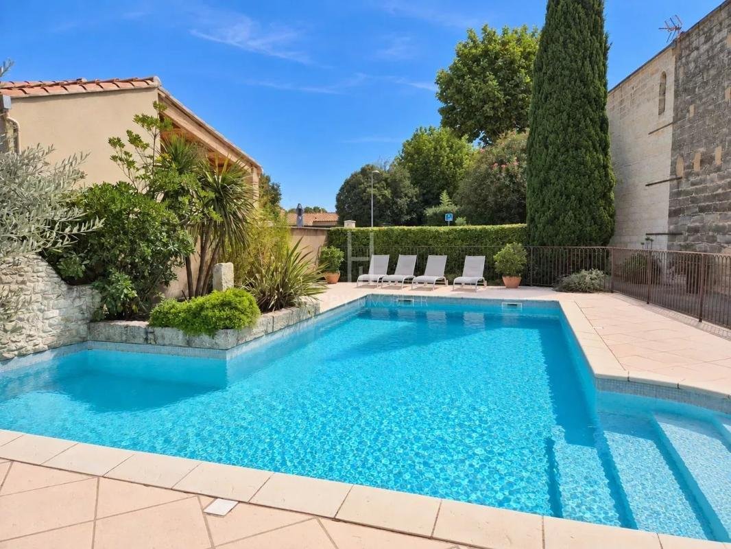 House in Graveson, Provence-Alpes-Côte d'Azur, France 3 - 17056272