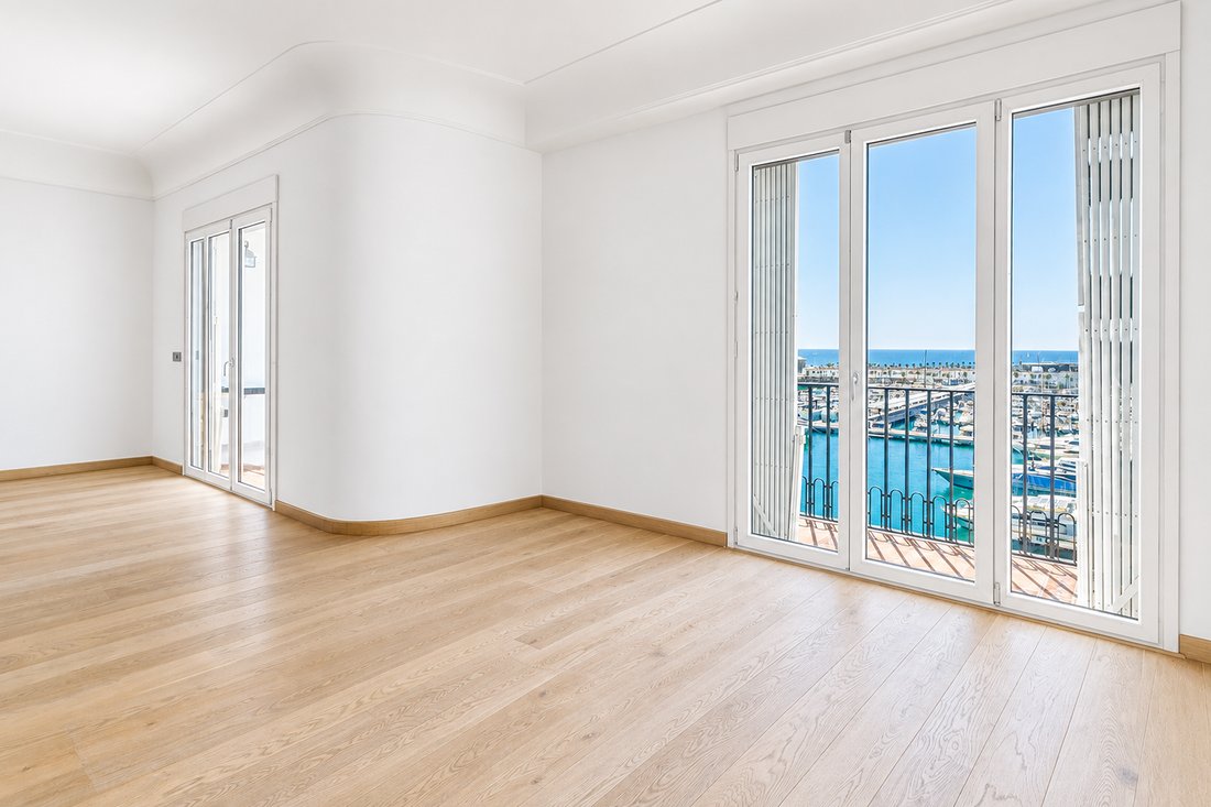 Apartment in Casco Antiguo - Santa Cruz - Ayuntamiento, Alicante, Valencian Community 3 - 18838534