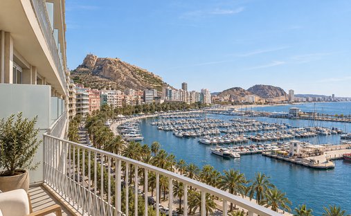 Apartment in Casco Antiguo - Santa Cruz - Ayuntamiento, Alicante, Valencian Community 1
