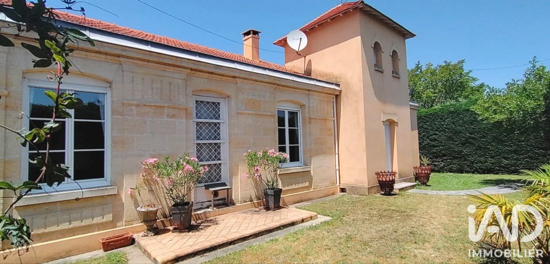 House in Chemin de la Vie, Ambares-et-Lagrave, France 4 - 18843847