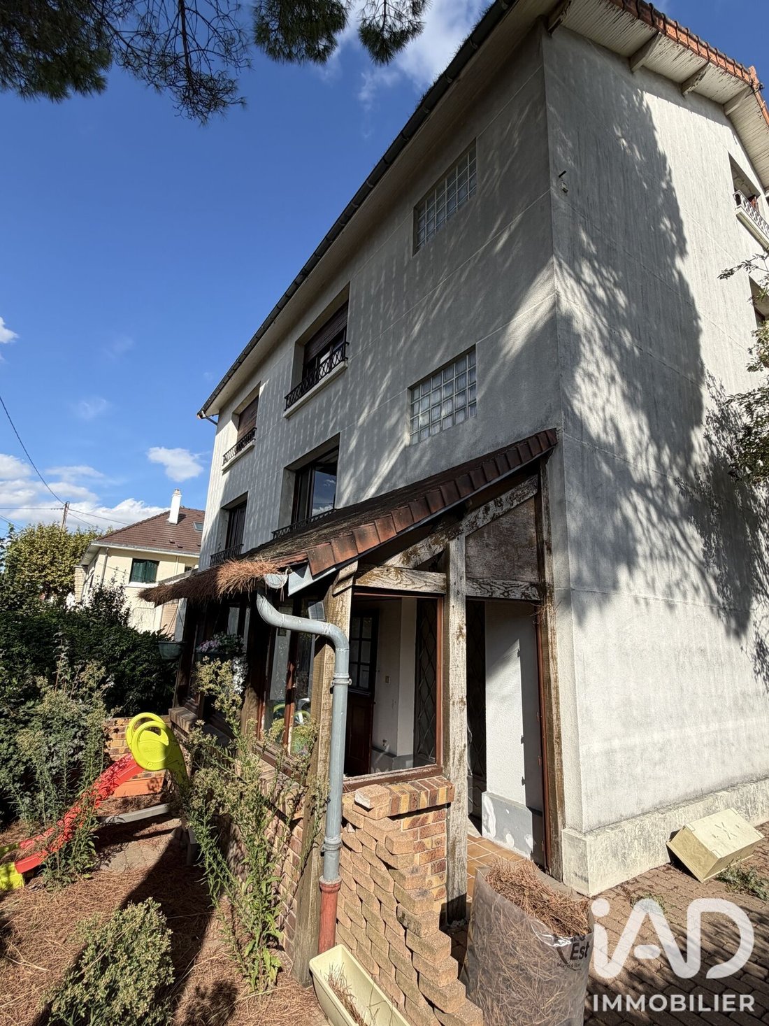 House in Champigny-sur-Marne, Ile-de-France, France 2 - 18843447
