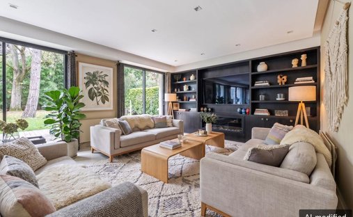 Apartment in Saint James-Delabordère, Neuilly-sur-Seine, France 1