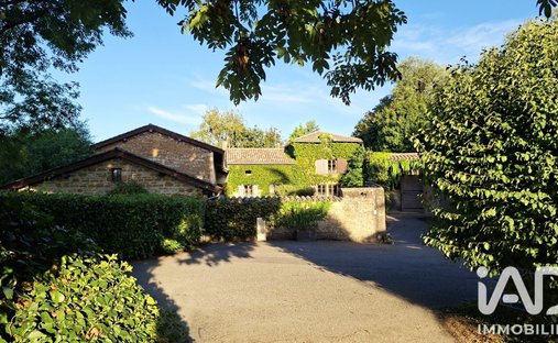 Casa a Ouilly les Rousses-Chervinges, Gleizé, Francia 1