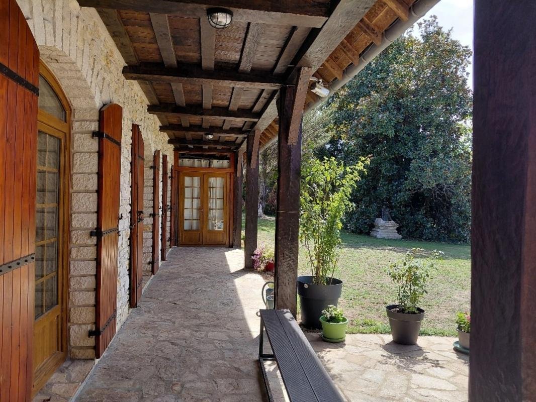 Casa a Thiviers, Nuova Aquitania, Francia 4 - 18841006