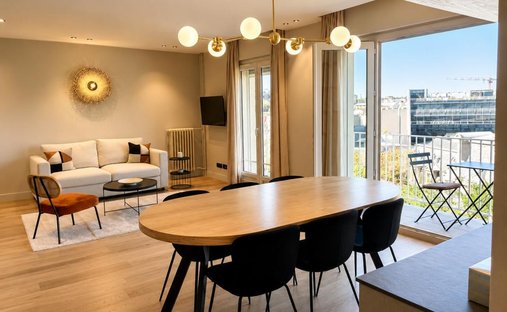 Apartment in Porte Dauphine, Paris 16e Arrondissement, Paris 1