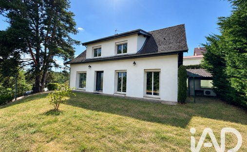 House in Nord Ouest, Sorbiers, France 1
