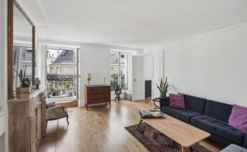 Apartment in Saint Philippe du Roule, Paris 8e Arrondissement, Paris 1