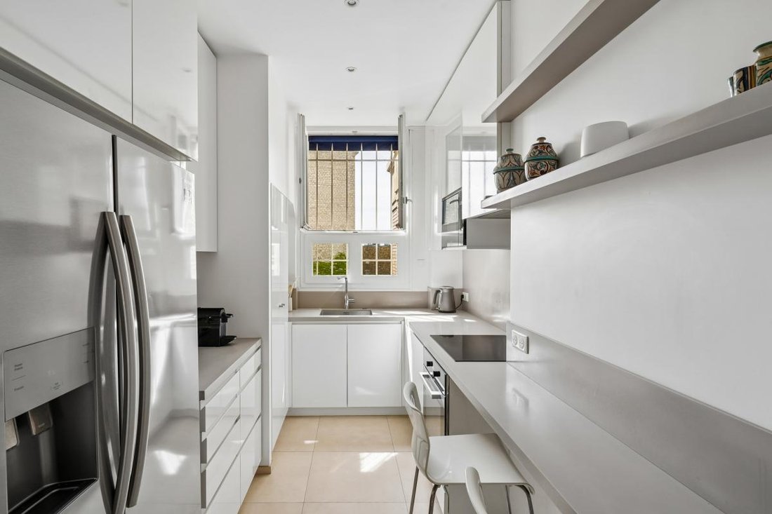 Apartment in Muette Nord, Paris 16e Arrondissement, Paris 4 - 18838658