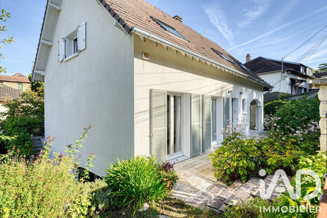 Maison à Nord et Ouest, Triel-sur-Seine, France 1 - 18843384
