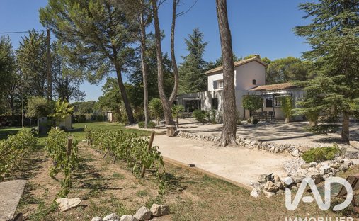 Maison à Saint-Cannat, Provence-Alpes-Côte d'Azur, France 1