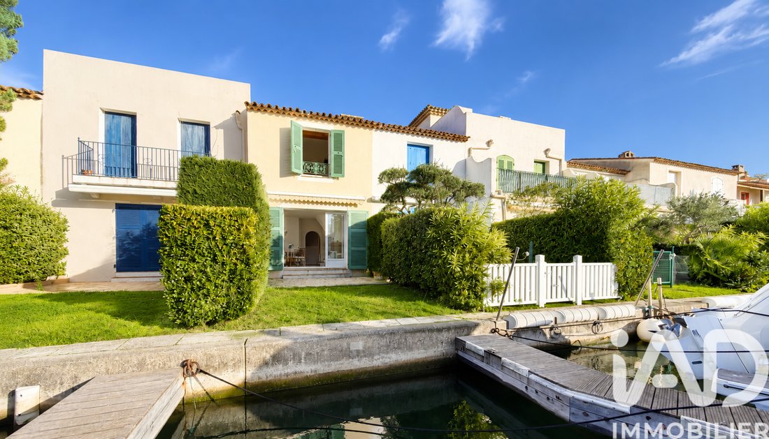House in Grimaud, Provence-Alpes-Côte d'Azur, France 4 - 18097188