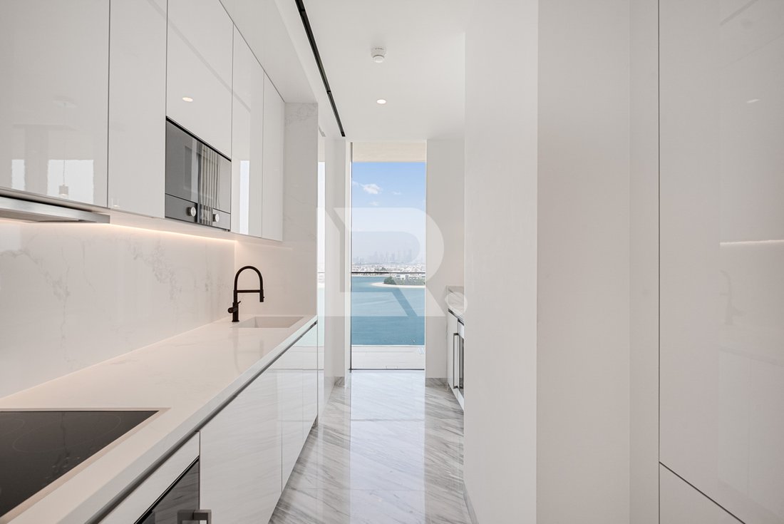 Apartment in Palm Jumeirah, Dubai, United Arab Emirates 2 - 18595895