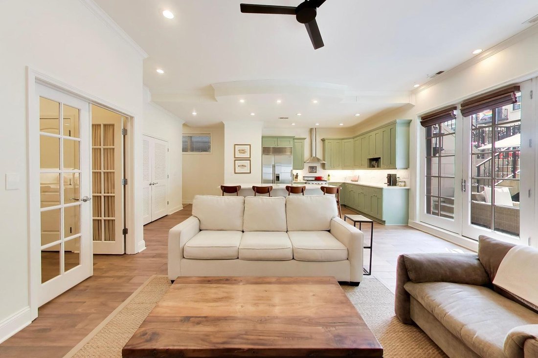 Condo in Chicago, Illinois, United States 5 - 18840886