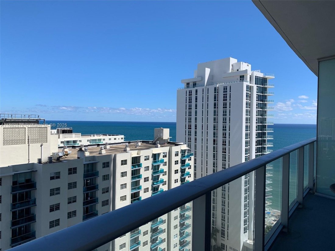 Condominio en Hollywood, Florida, Estados Unidos 1 - 18838936