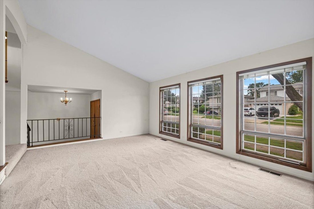 House in Morton Grove, Illinois, United States 5 - 18840098