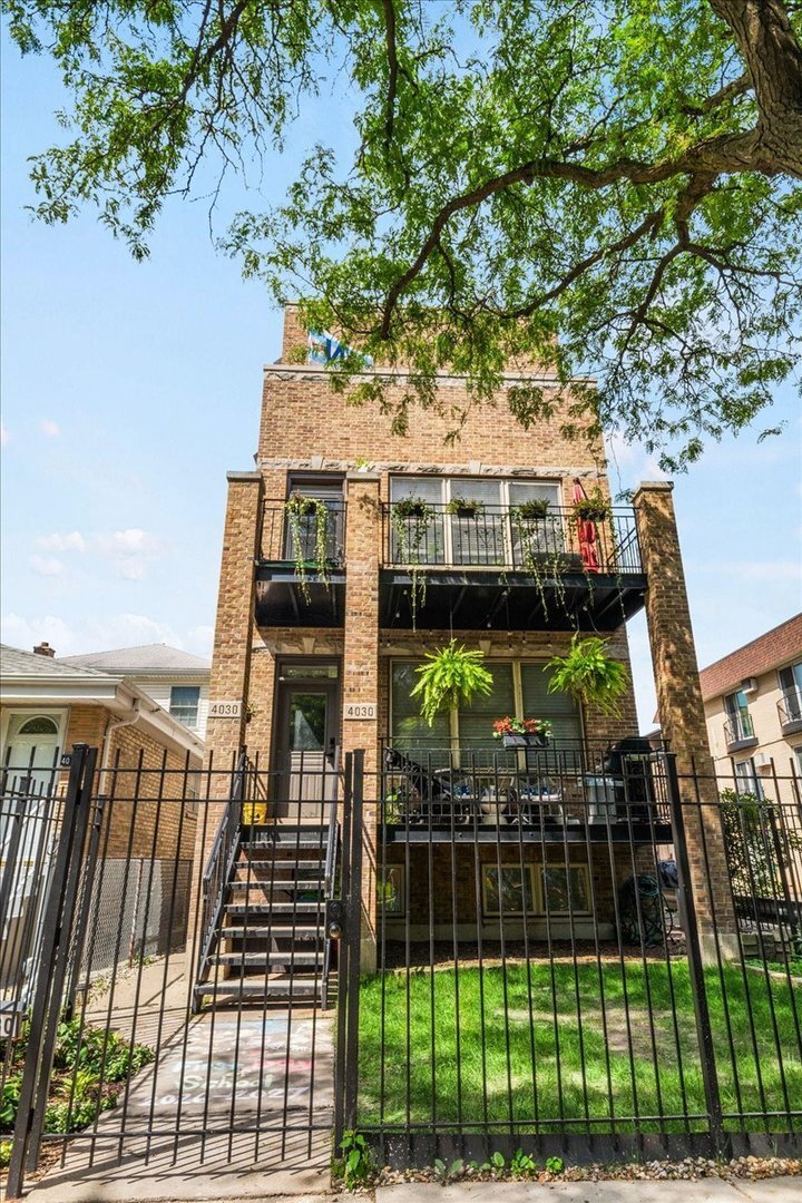 Condo in Chicago, Illinois, United States 1 - 18840325