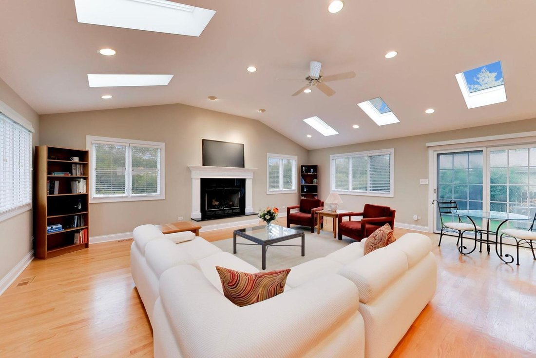 House in Arlington Heights, Illinois, United States 3 - 18839518