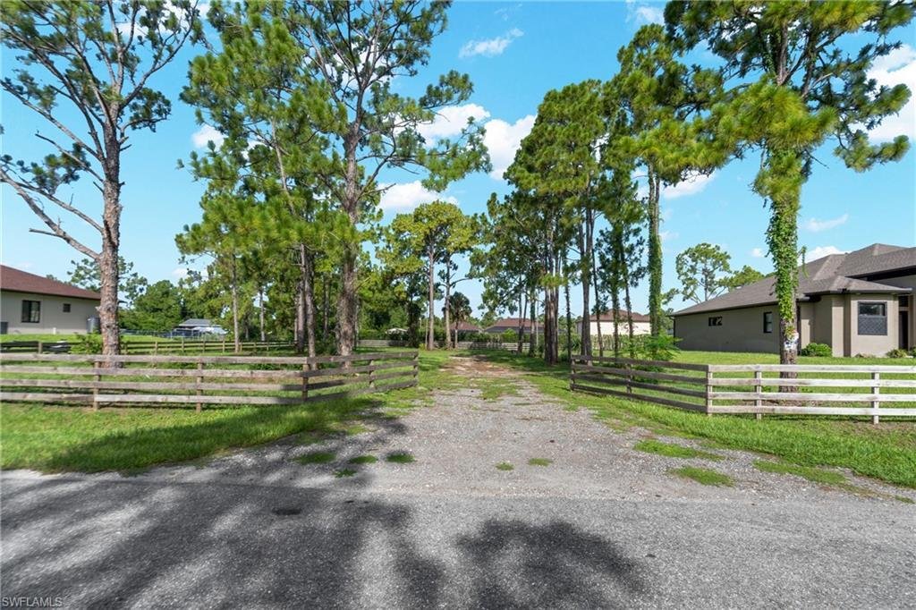 House in Lehigh Acres, Florida, United States 3 - 18840681