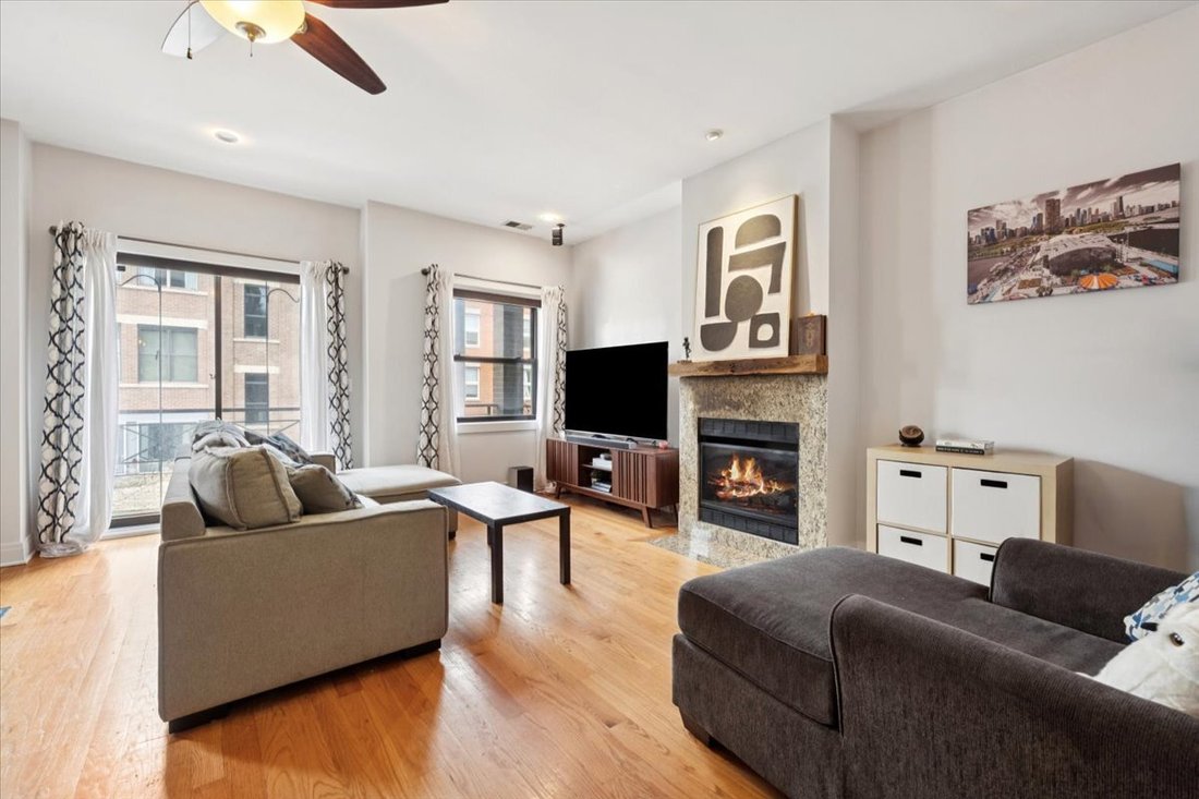 Condo in Chicago, Illinois, United States 3 - 18840519
