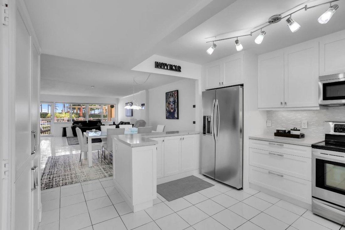 Appartement à Hillsboro Beach, Floride, États-Unis 4 - 18839091