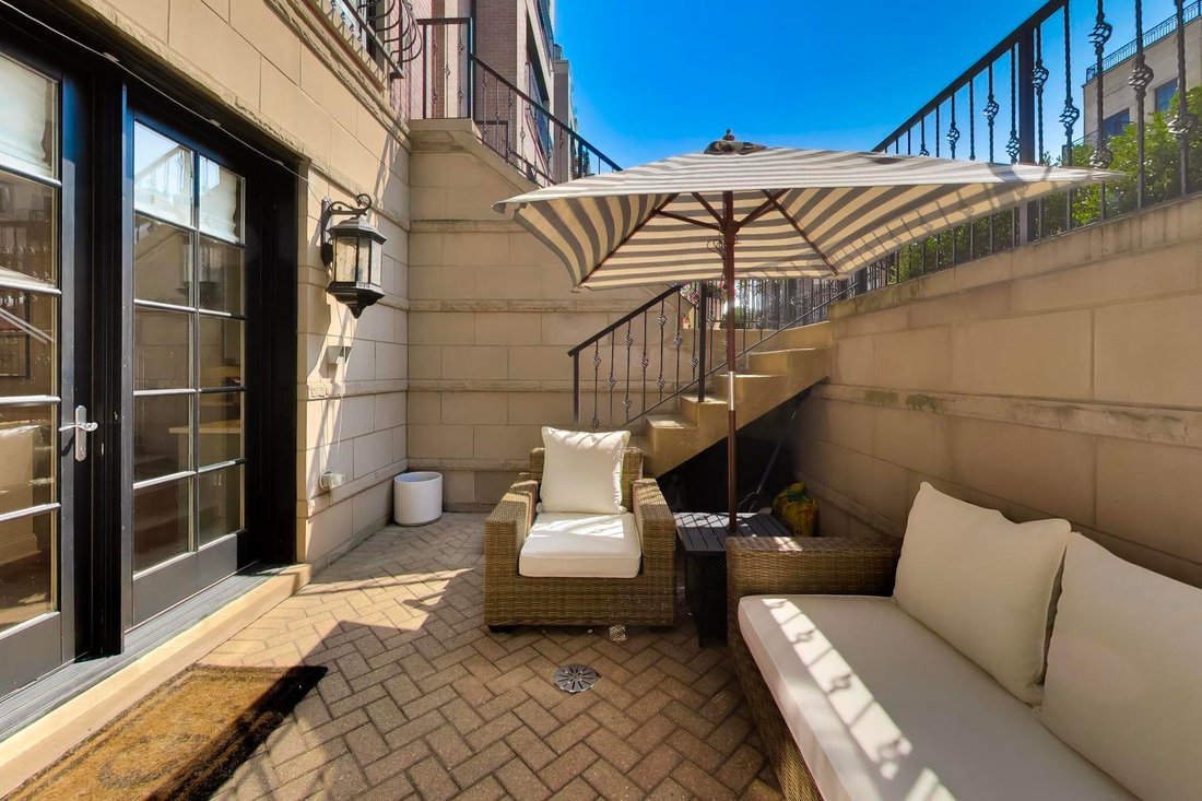 Condo in Chicago, Illinois, United States 4 - 18840886