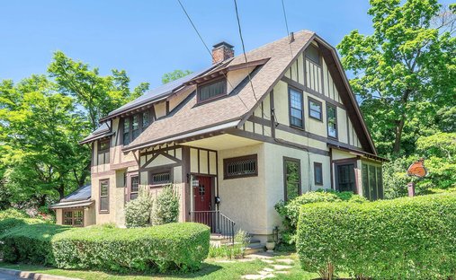 House in Sea Cliff, New York, United States 1