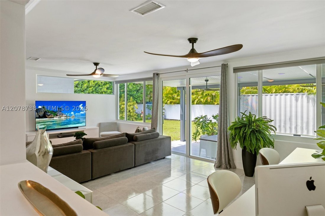 House in Miami, Florida, United States 1 - 18839354