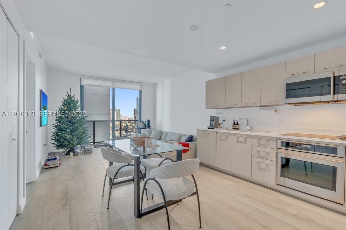 Condo in Miami, Florida, United States 2 - 18839435