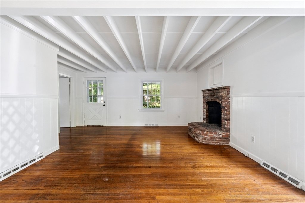 House in Mattapoisett, Massachusetts, United States 4 - 18840327