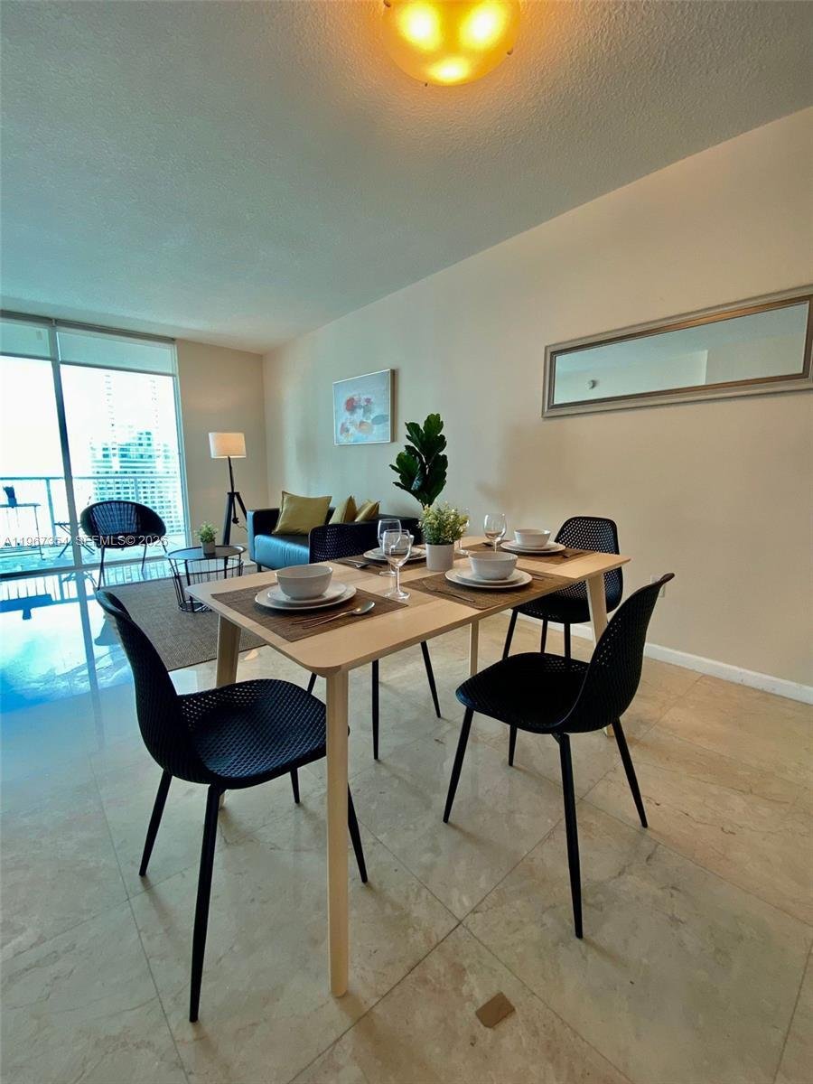 Condo in Miami, Florida, United States 4 - 18839002
