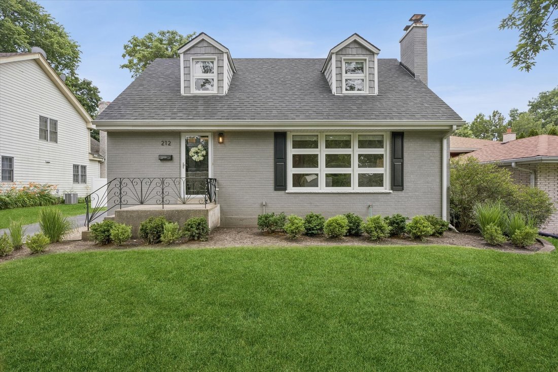 House in Clarendon Hills, Illinois, United States 1 - 18840162