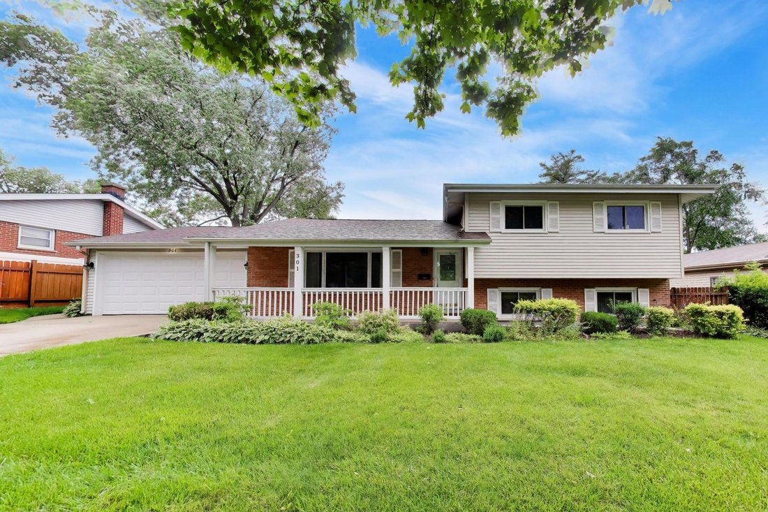 House in Arlington Heights, Illinois, United States 1 - 18839518