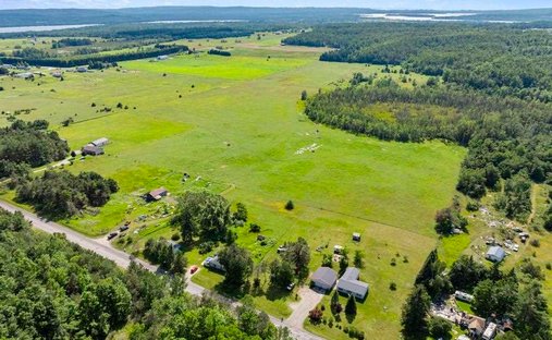 Land in Alanson, Michigan, Vereinigte Staaten 1