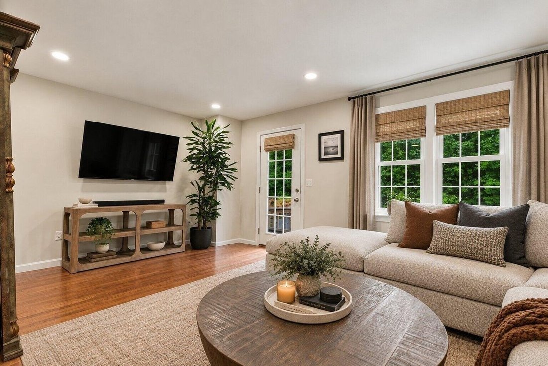 Villa in Plainville, Massachusetts, United States 3 - 18840350
