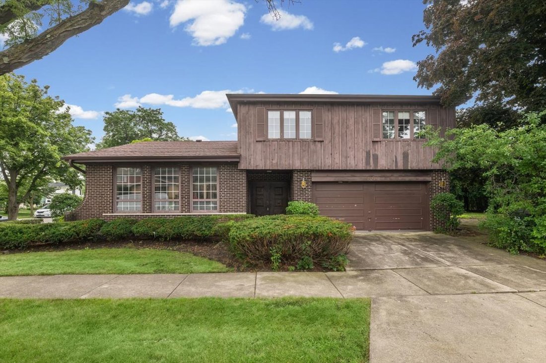 House in Morton Grove, Illinois, United States 1 - 18840098