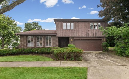 House in Morton Grove, Illinois, United States 1