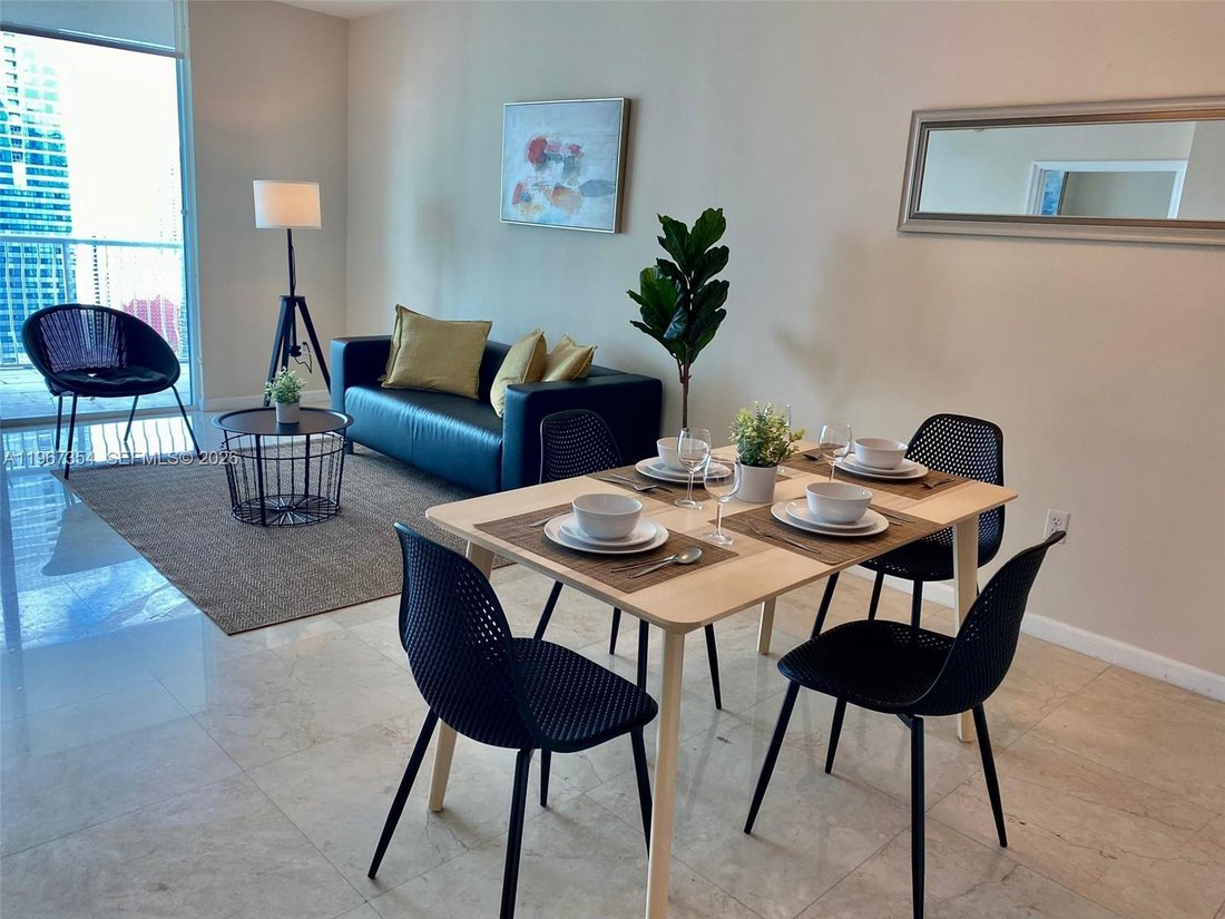 Condo in Miami, Florida, United States 3 - 18839002