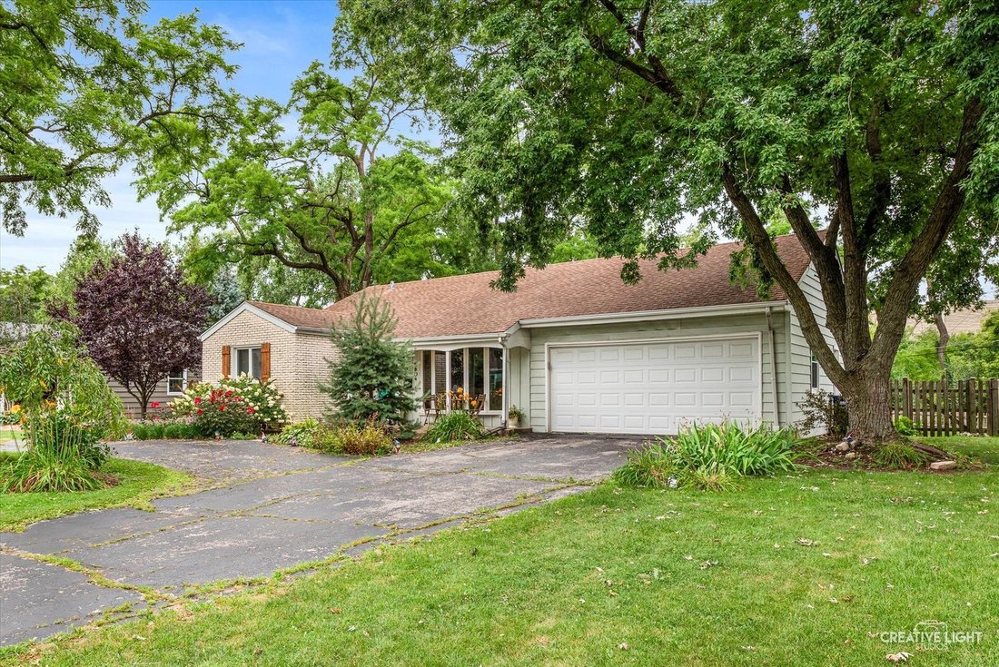 House in Western Springs, Illinois, United States 3 - 18839943