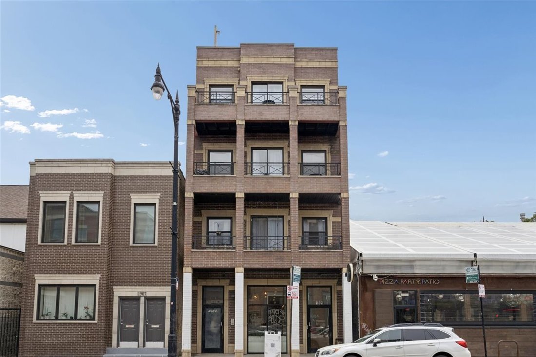 Condo in Chicago, Illinois, United States 1 - 18840519