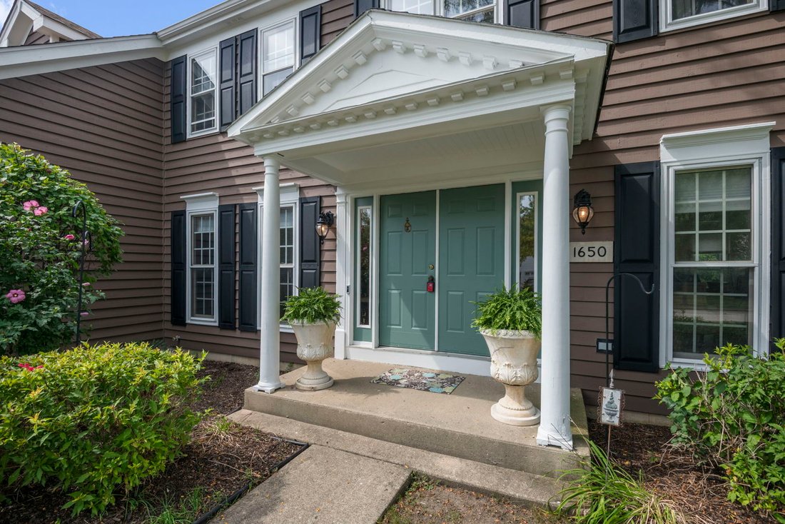 House in Mundelein, Illinois, United States 2 - 18839210