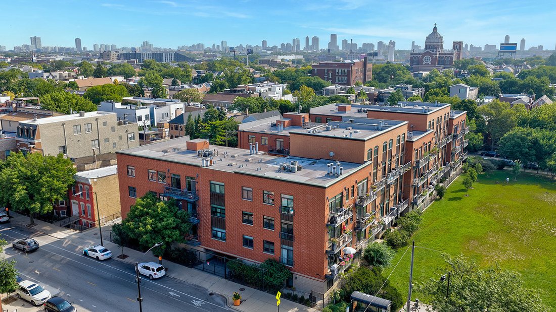 Condo in Chicago, Illinois, United States 2 - 18839590