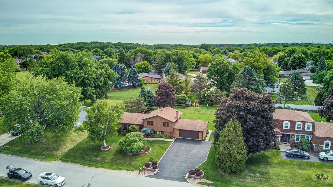 House in Bloomingdale, Illinois, United States 3 - 18839251