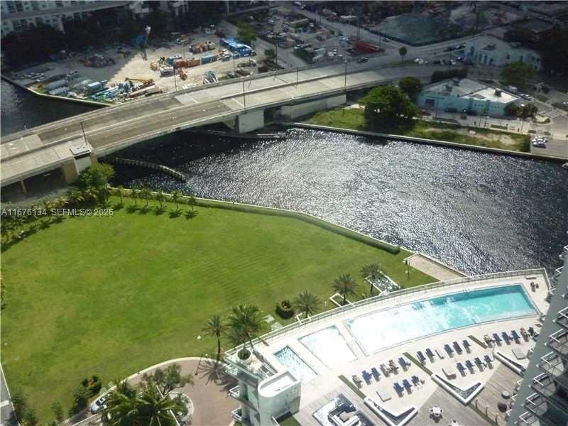 Appartement à Miami, Floride, États-Unis 4 - 18839352