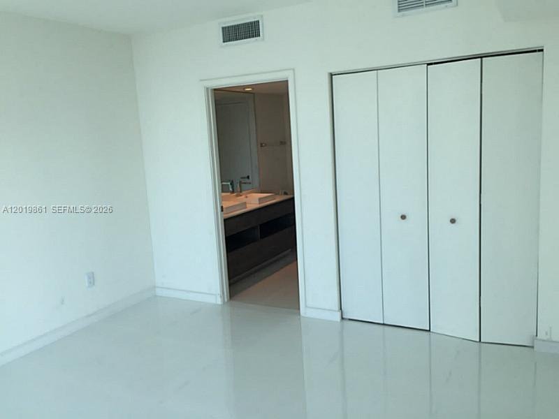 Condo in Miami, Florida, United States 2 - 18840261