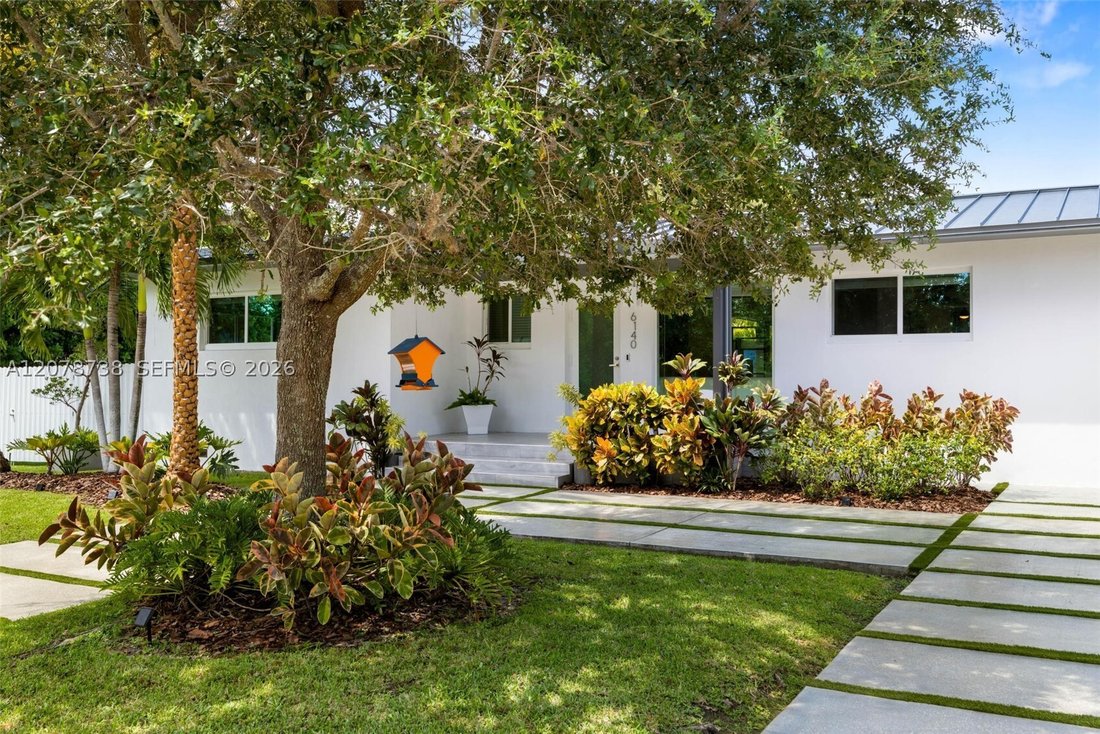 House in Miami, Florida, United States 5 - 18839354
