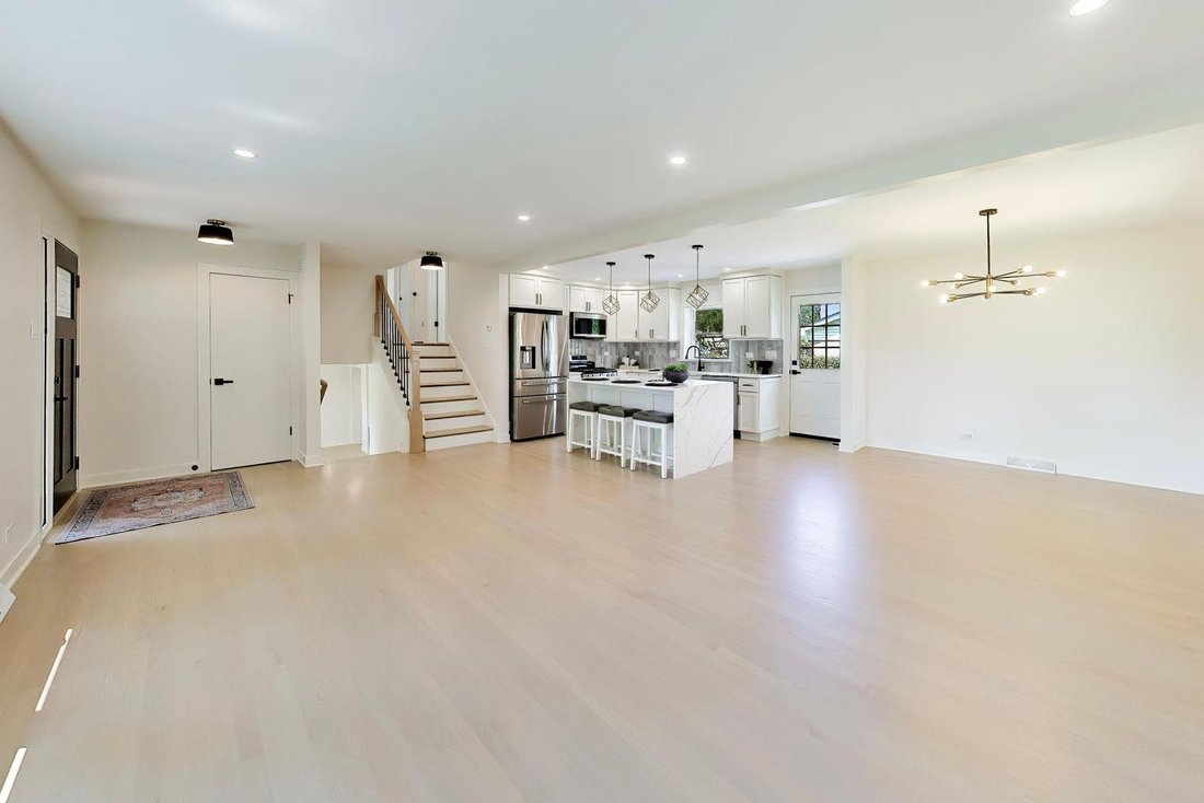 House in Arlington Heights, Illinois, United States 5 - 18839696