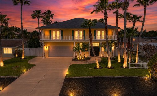 Maison à New Smyrna Beach, Floride, États-Unis 1