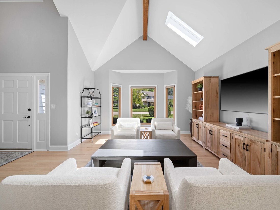 House in Grayslake, Illinois, United States 5 - 18840179