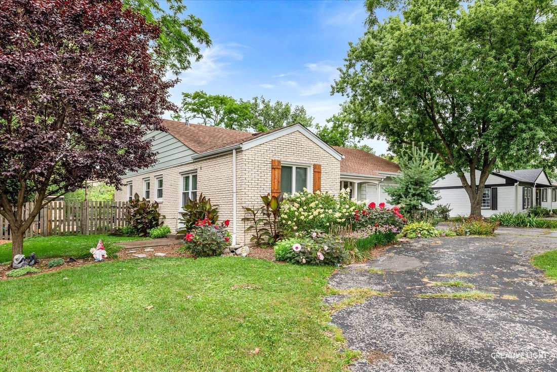 House in Western Springs, Illinois, United States 2 - 18839943